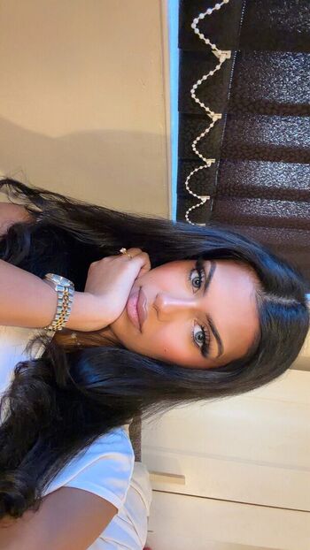 Abida.__