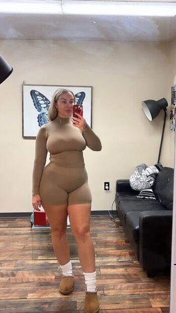 Adrienne Earthiangel