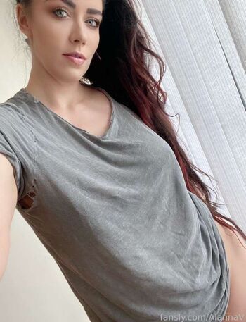 Alanna_V