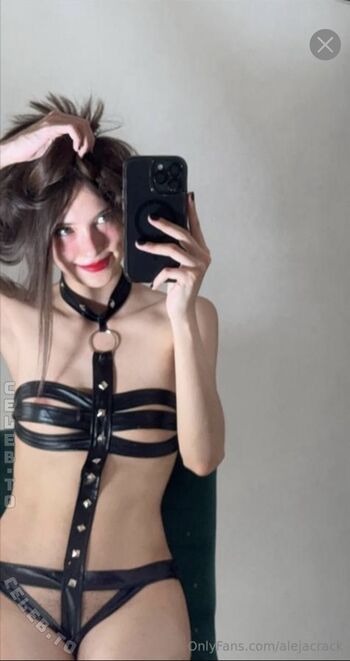 Alejacrack