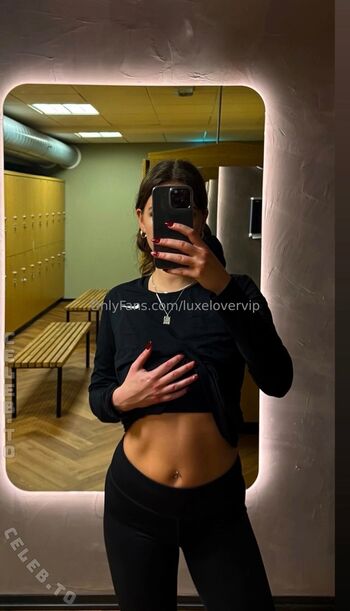 Alva Rose