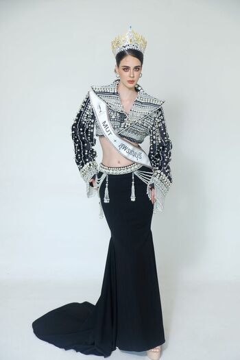 Angelina Skye Walker