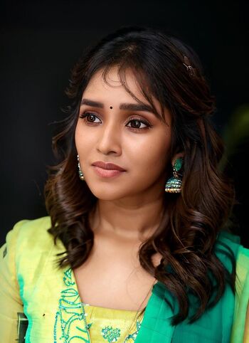 Anikha Surendran