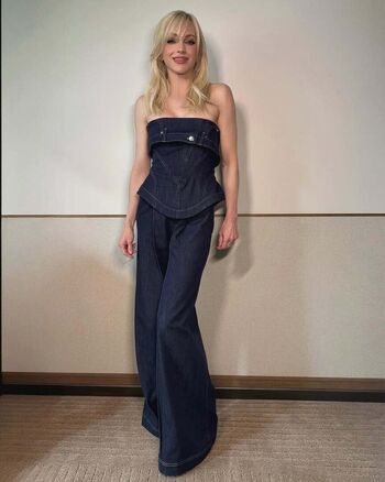 Anna Faris