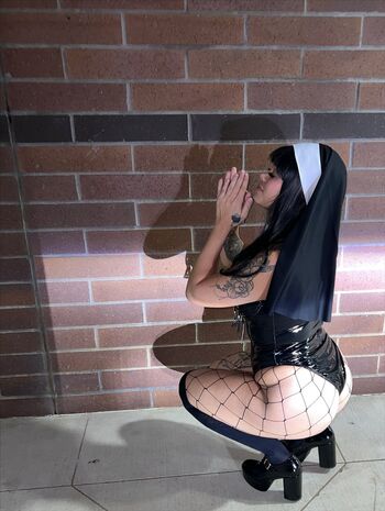 Ash2lit / Ashley.lifts / ash.tattoo