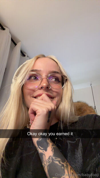 babyfooji / peachtot