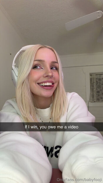 babyfooji / peachtot