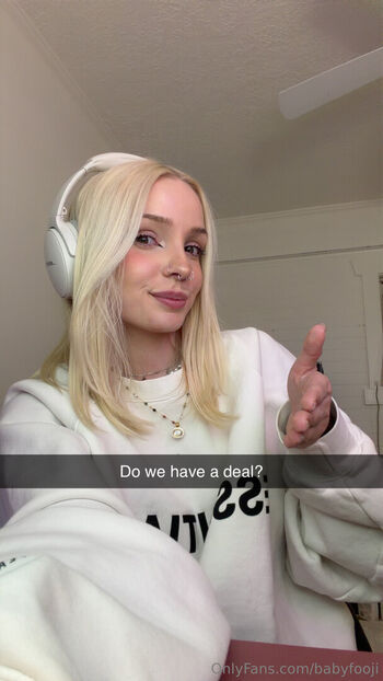 babyfooji / peachtot