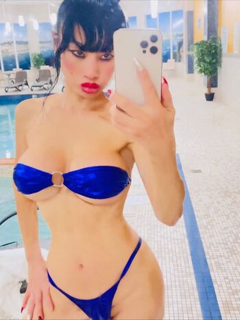 Bai Ling