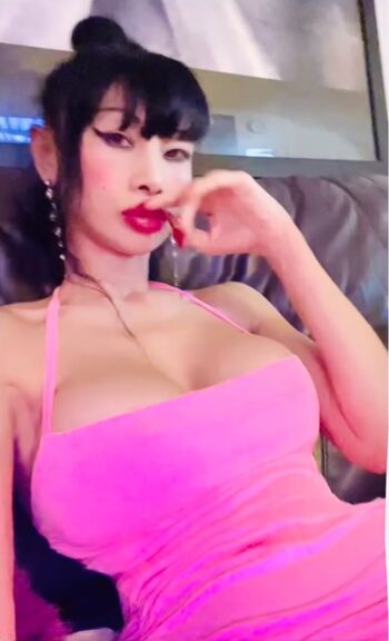 Bai Ling