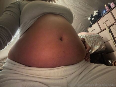 bellygoddessxo