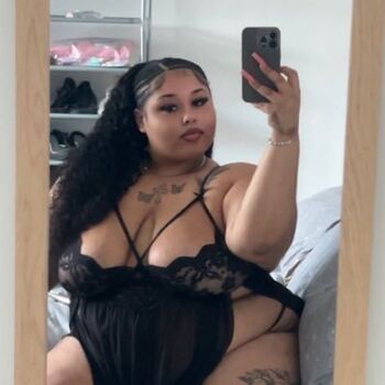 Best Butts (BBWs Edition)