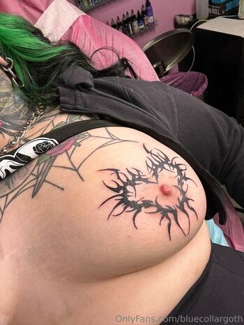 bluecollargoth