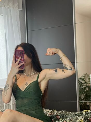 Cata Leyah / cata.leyah / cataleyah_ / leyahcata