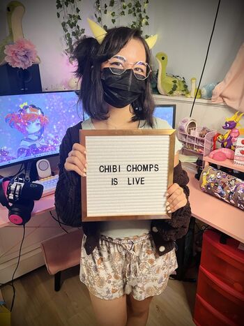 Chibi Chomps
