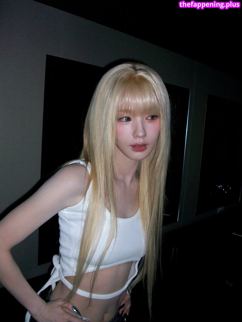 Cho Mi-yeon (Miyeon) - i-dle [(G)I-dle]