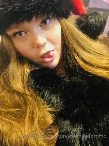 curvyredheadpromo