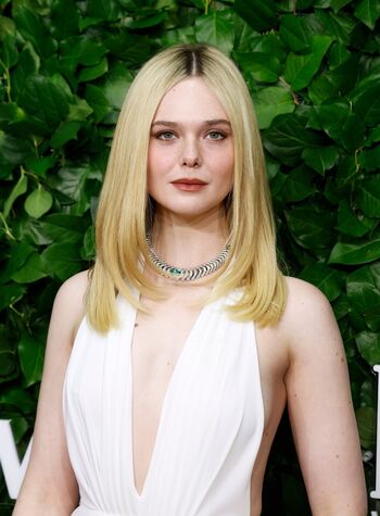 Elle Fanning