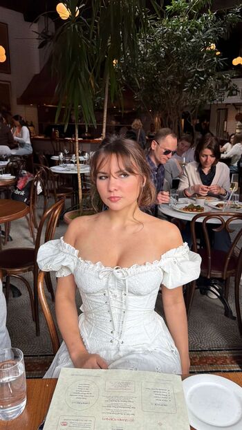 Ester Dobrik
