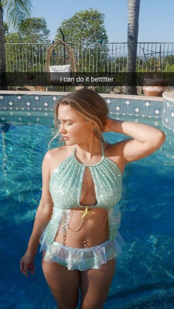 Ester Dobrik
