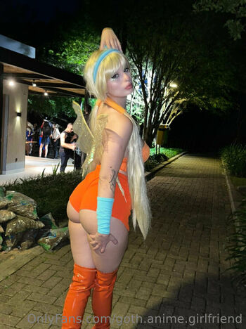 Goth.anime.girlfriend