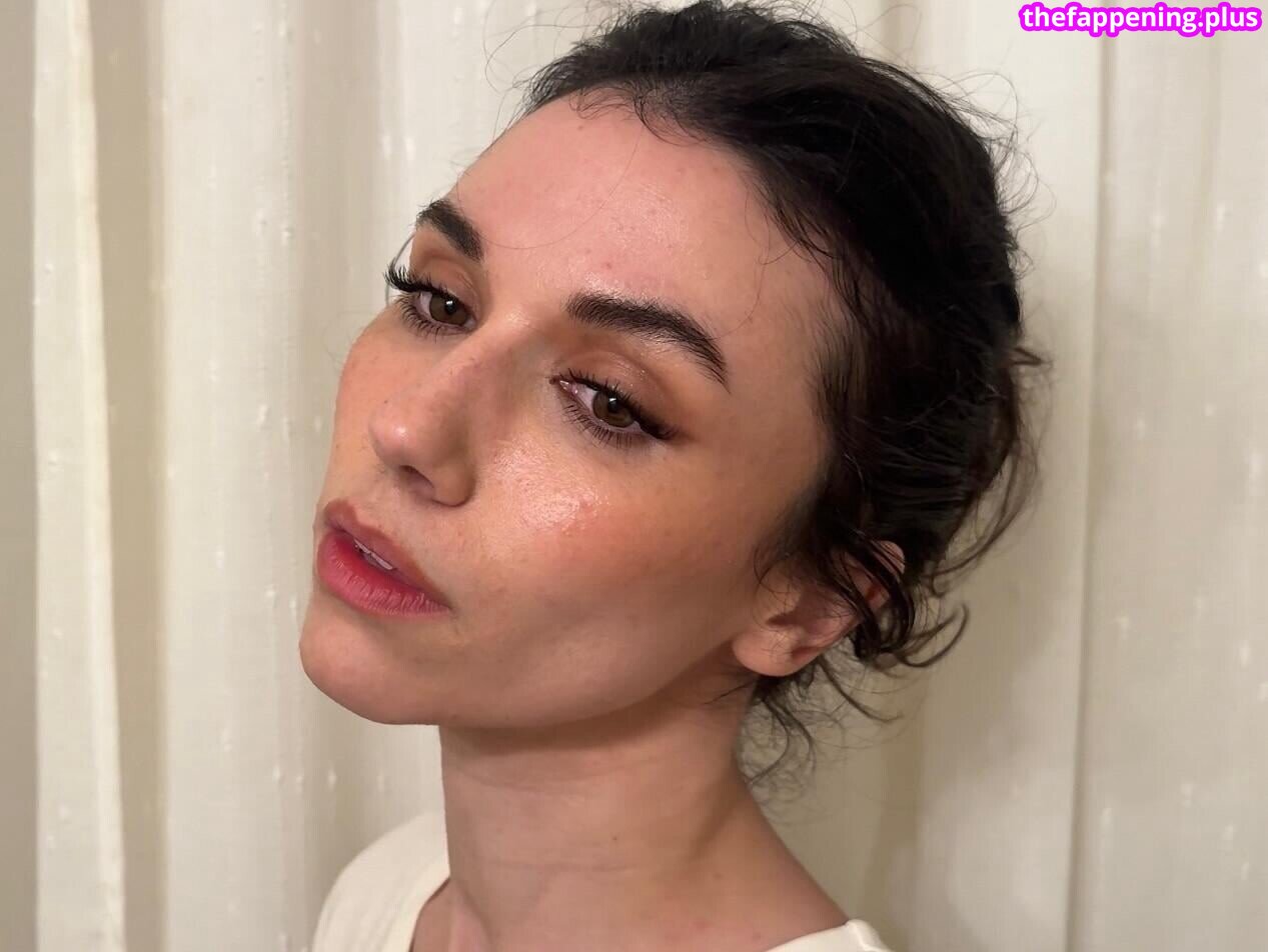 Grace Caroline Currey