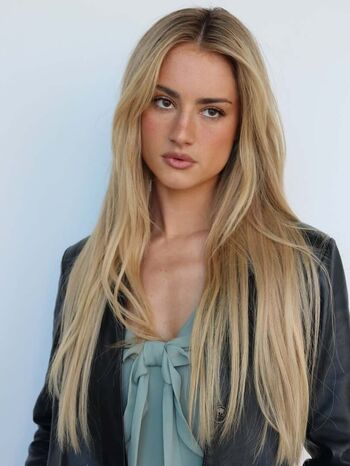 Grace Van Patten