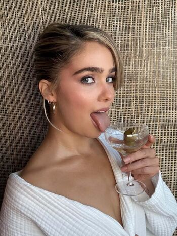 Haley Lu Richardson