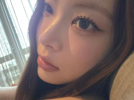 Hong Eunchae 홍은채