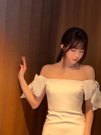 Hong Eunchae 홍은채 | LESSERAFIM