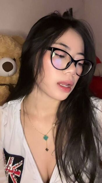 Indonesian Girls ????????