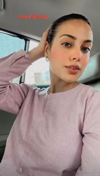 Iqra Aziz