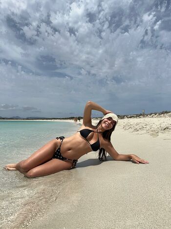 Isa Brunelli aka isabrunellii