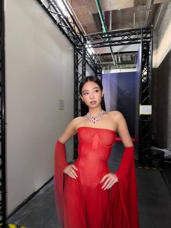 Jennie | BLΛƆKPIИK