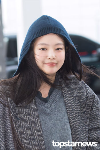 Jennie | BLΛƆKPIИK