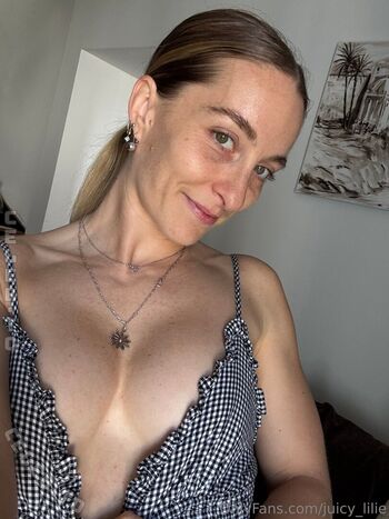 Juicy_lilie