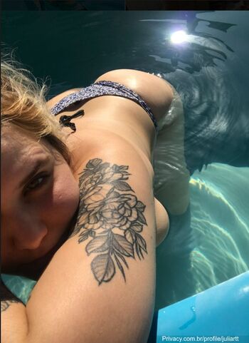 Julia Peituda