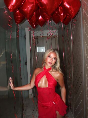 Katalina Cartmel / Katalinacarttmel / Katcartmel