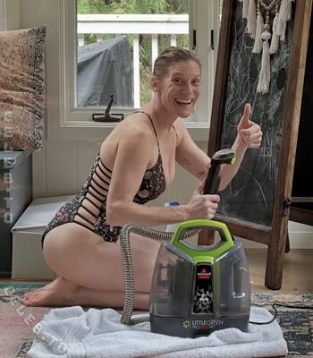 Katee Sackhoff