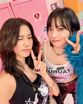 Kazuha Nakamura 中村 一葉