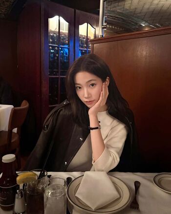 Kazuha Nakamura 中村 一葉 | LESSERAFIM