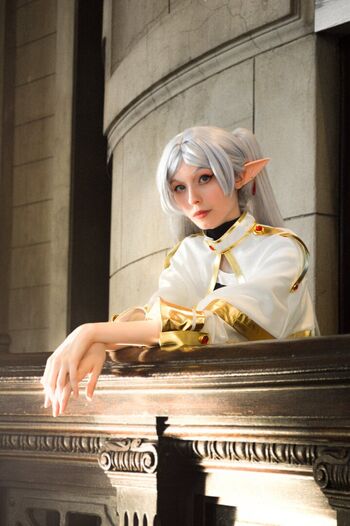 Kiki Glitter Cosplay