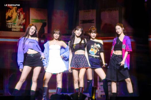 Kim Chaewon 김채원 [Le Sserafim]