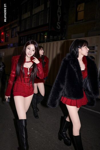 Kim Chaewon 김채원 [Le Sserafim]