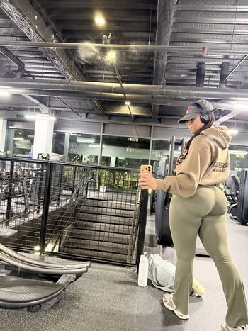 Lihanacolonn, Lihanaca