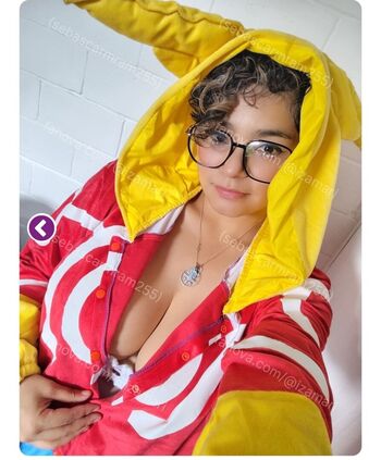 Looking For FreakyChikie