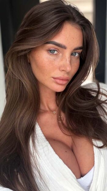 Maddy Cheary / maddycheary