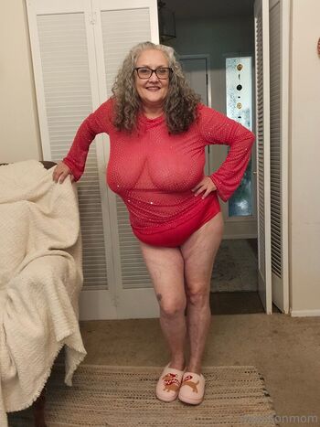 Madisonmom Madisonmom_2