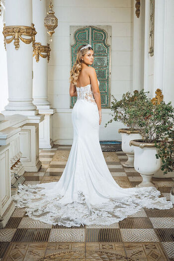 Magdalena Mcmanus Dintrans