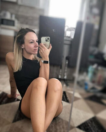 Magyar Lányok Lábai